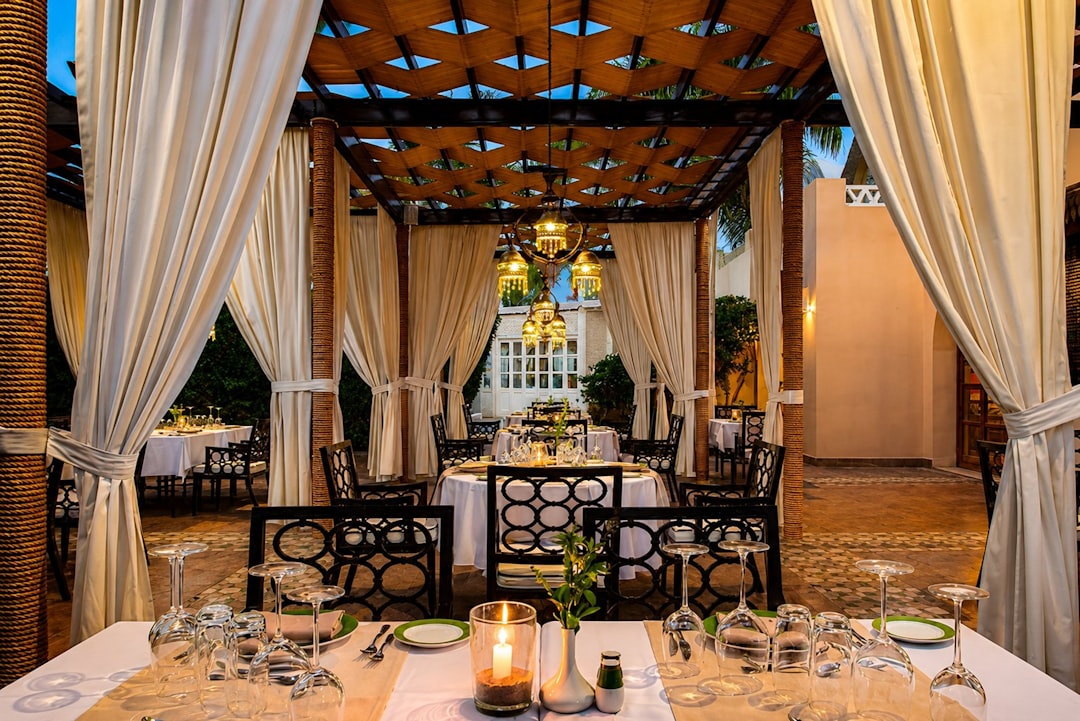 Fine Dining vs Casual Dining: Which Fits Your Night?